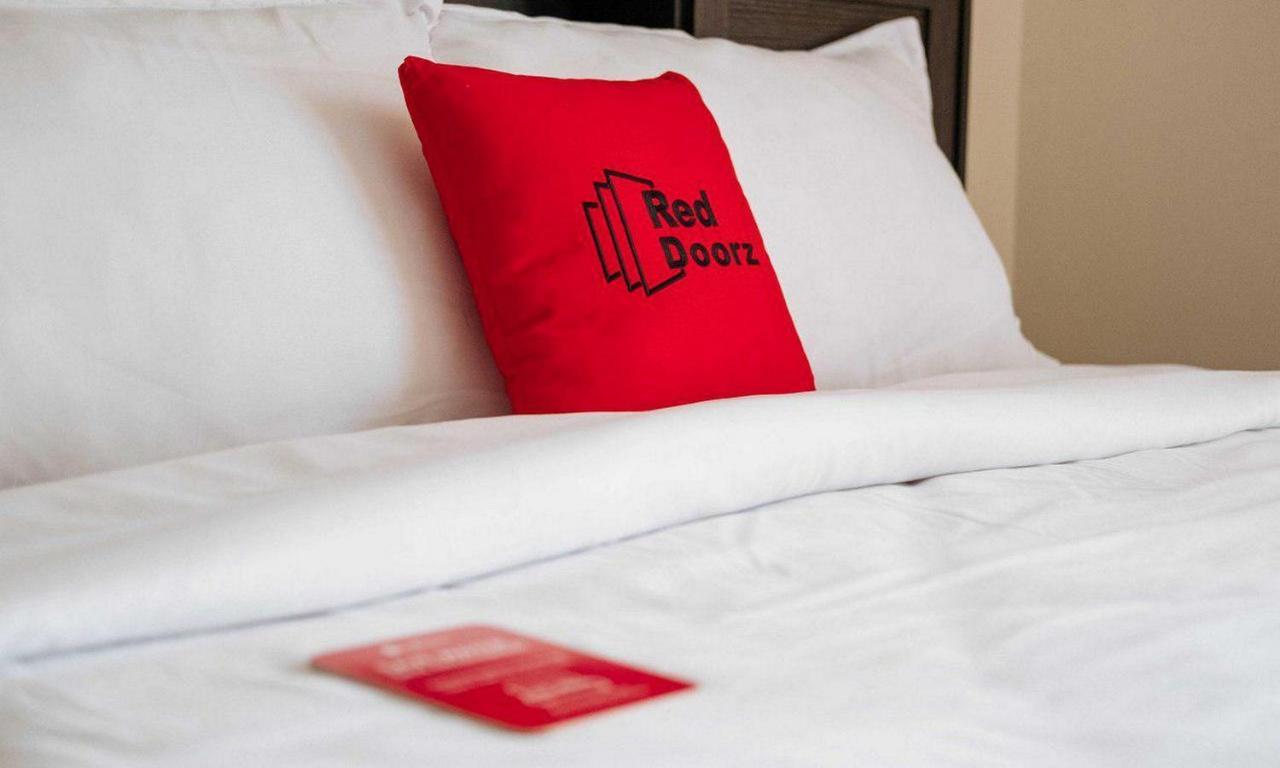 Reddoorz At Hotel Rumberpon 索龙 外观 照片